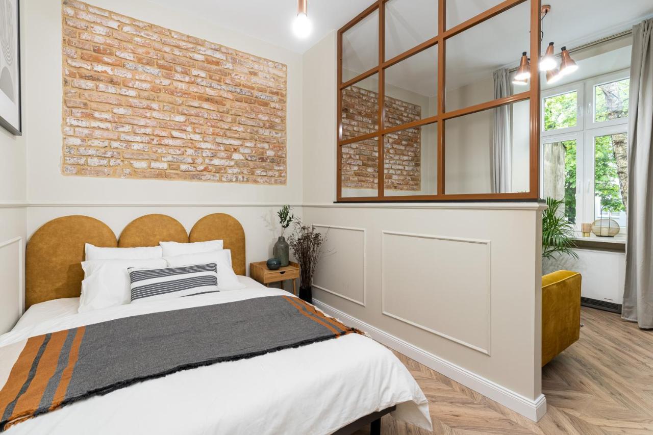 Househost Apartment : Topolowa 26/17 كراكوفيا المظهر الخارجي الصورة