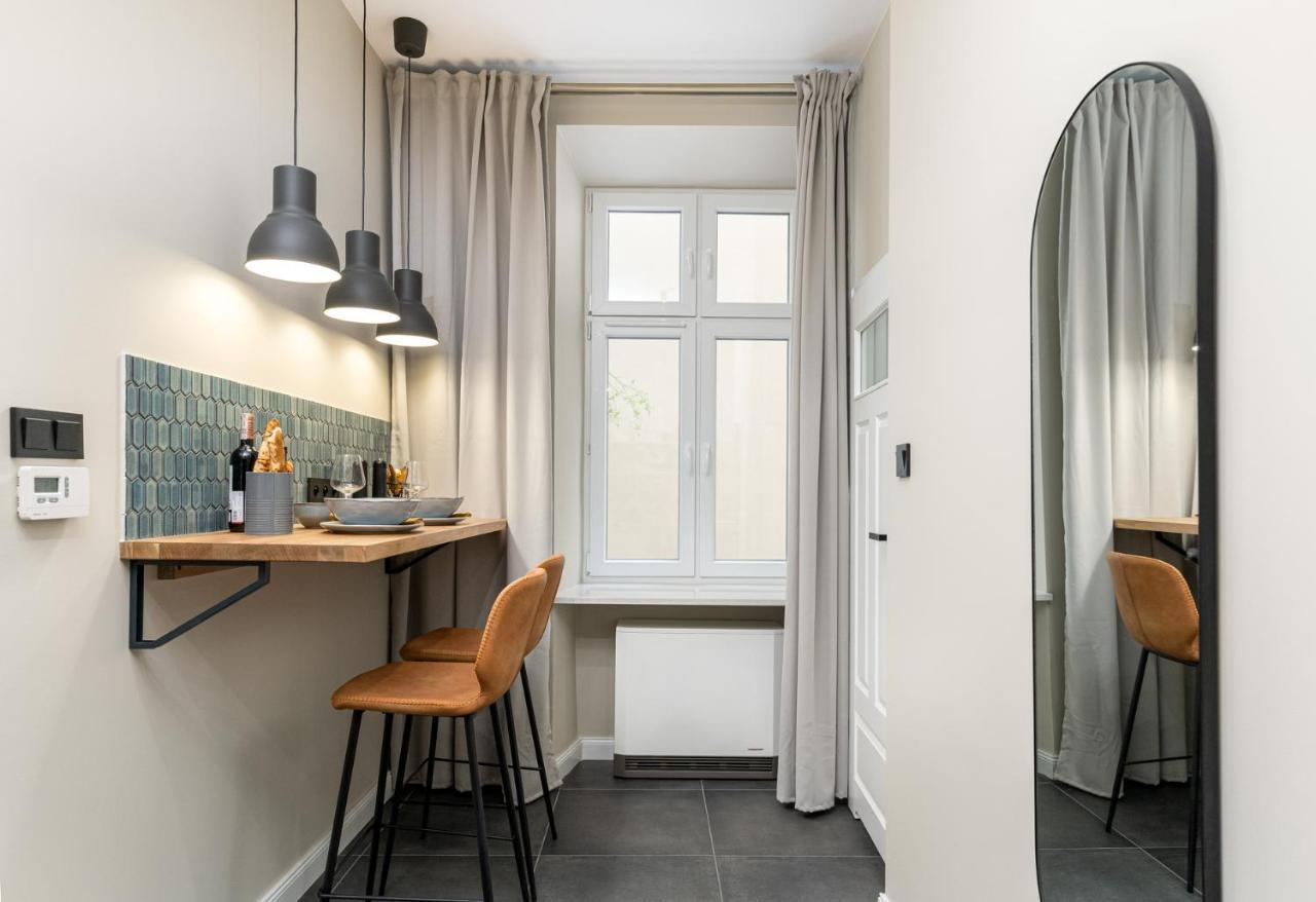 Househost Apartment : Topolowa 26/17 كراكوفيا المظهر الخارجي الصورة