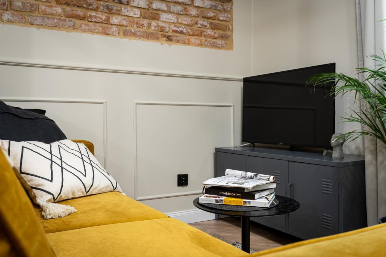 Househost Apartment : Topolowa 26/17 كراكوفيا المظهر الخارجي الصورة